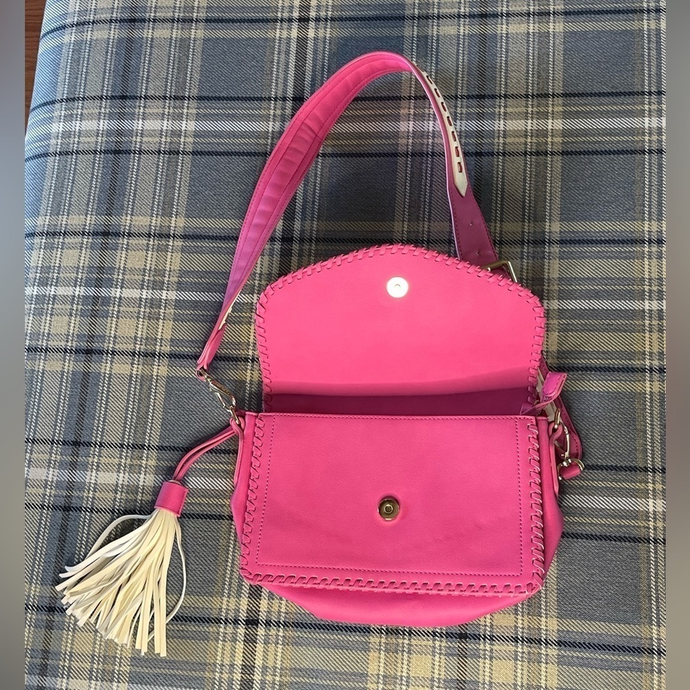 Mario Valentino Hot Pink Purse with cream tassel perfect for Barbie trend - Picture 3 of 12